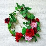 カーネーションと薔薇のリース