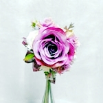 紫の薔薇のコサージュ
