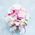 ピンクの薔薇のラウンドブーケ
