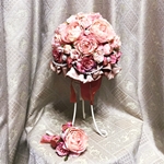 ピンクの薔薇のラウンドブーケ