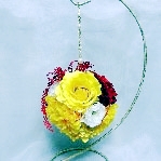 薔薇とダリアのボールブーケ
